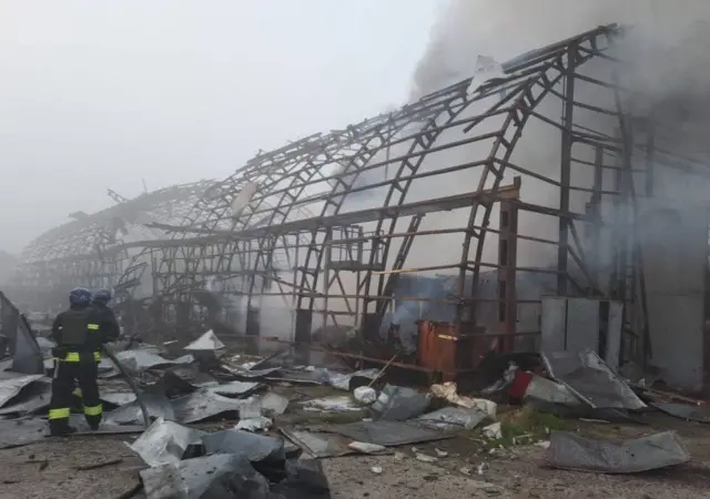 пожар в Днепре после ракетного удара