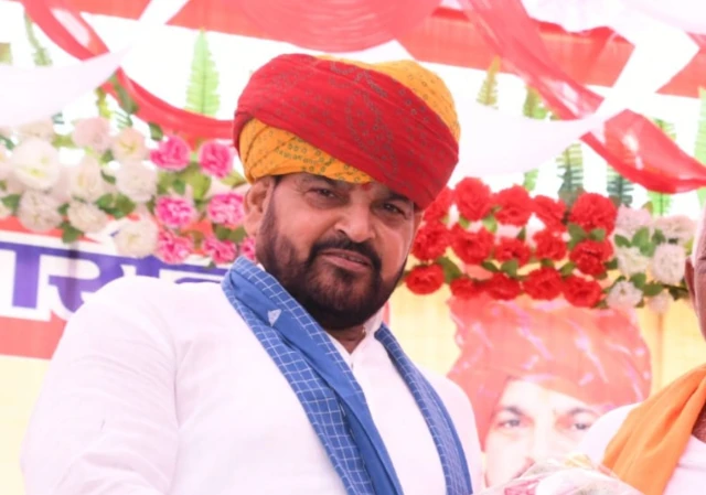 बीजेपी सांसद और कुश्ती महासंघ के अध्यक्ष बृजभूषण शरण सिंह
