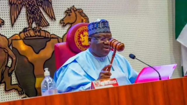 Sẹ́nétọ̀ Ahmad Lawan