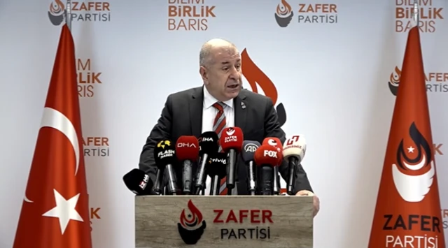 ümit özdağ