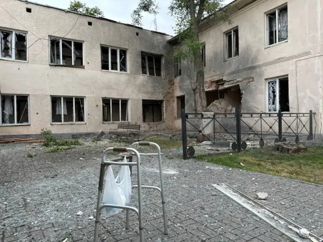 здание