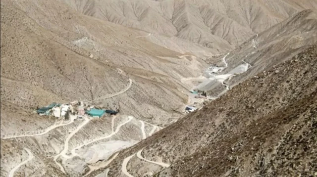 खदान में आग लगने से कम से कम 27 लोगों की मौत