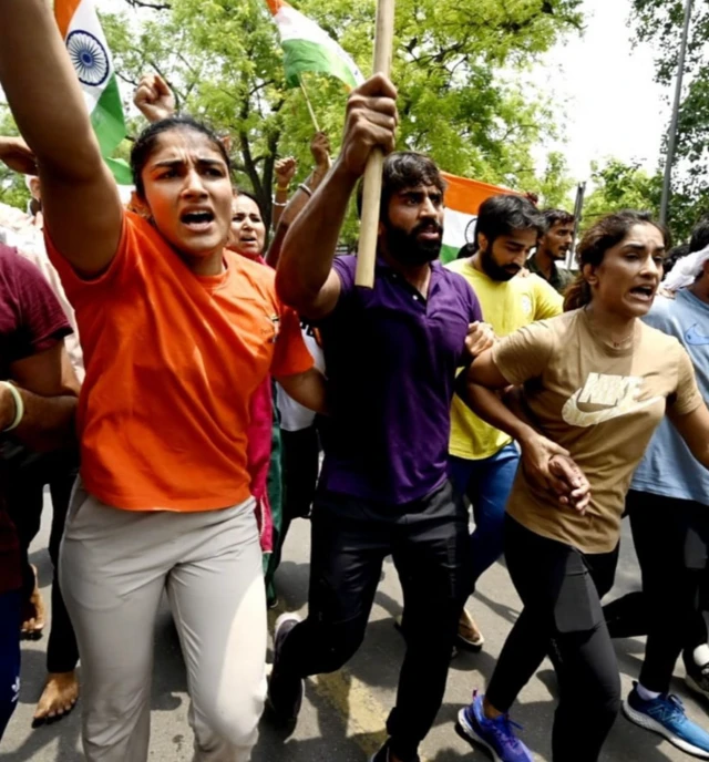 प्रदर्शनकारी पहलवान