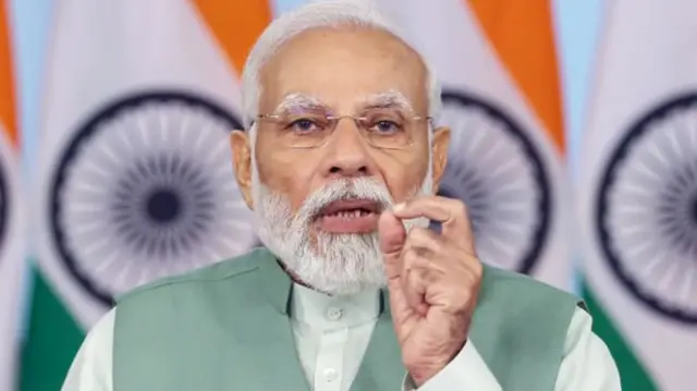प्रधानमंत्री नरेंद्र मोदी