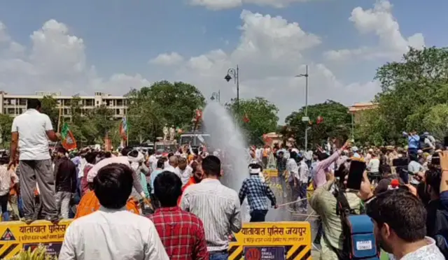 बीजेपी का अशोक गहलोत सरकार के खिलाफ़ प्रदर्शन