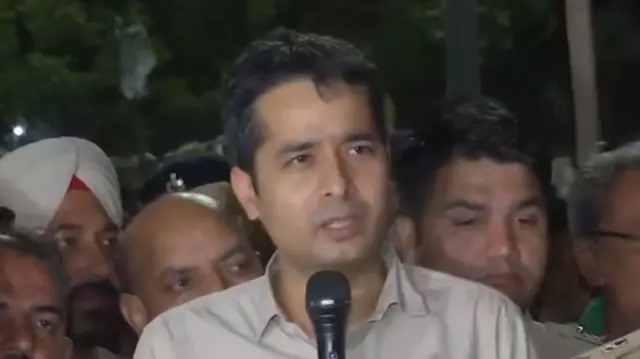 डीसी शांतनू शर्मा