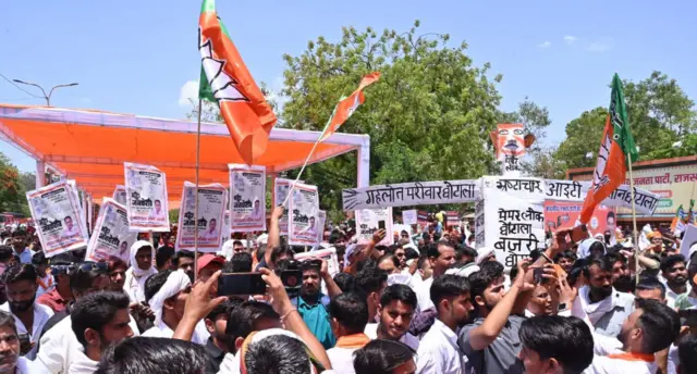बीजेपी का अशोक गहलोत सरकार के खिलाफ़ प्रदर्शन