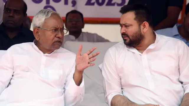 नीतीश कुमार और तेजस्वी यादव