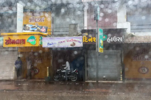 بارشیں، انڈیا، گجرات
