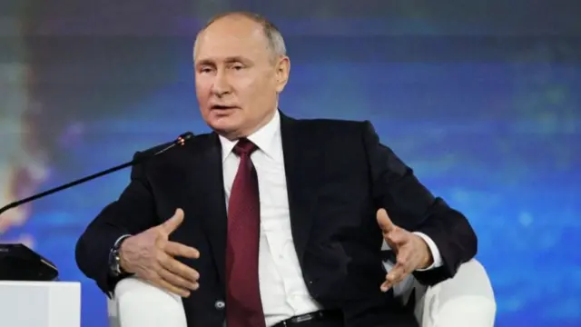 Путин на ПМЭФ