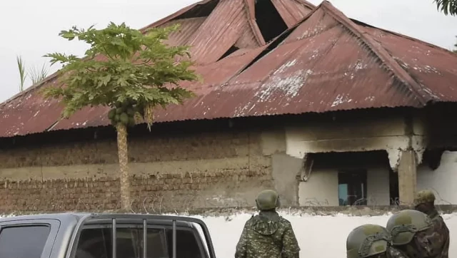 जला हुआ स्कूल