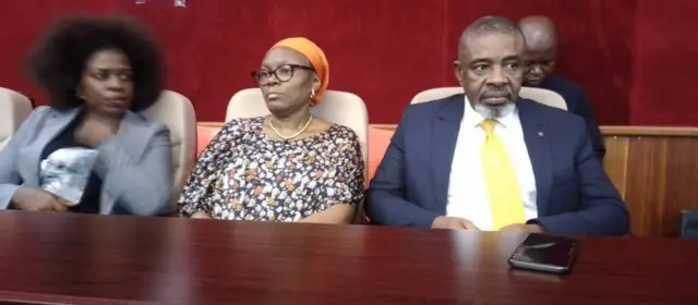 Ikpe ntuliaka ọkwa onyeisiala