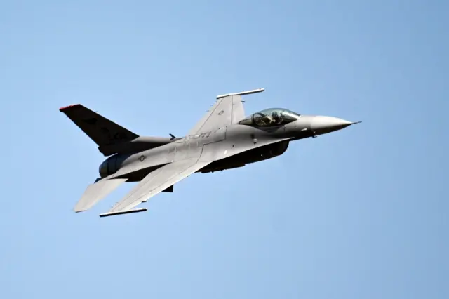 फ़ाइटर जेट