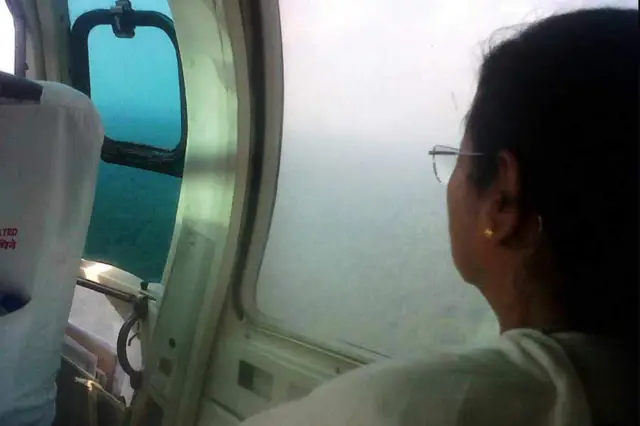 ममता बनर्जी को ले जा रहे हेलीकॉप्टर ने की इमरजेंसी लैंडिंग