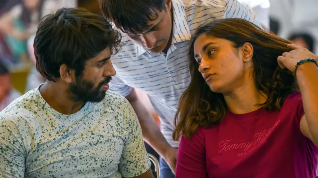 बजरंग पुनिया और विनेश फोगाट