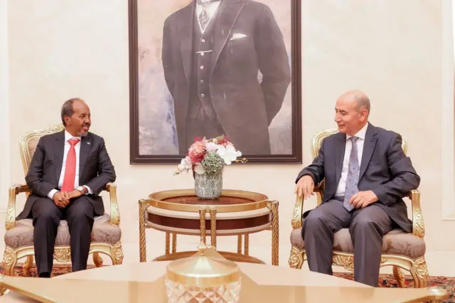 Chubby ona porno Belarusiyada talabalar kuni porno onlayn