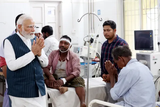 नरेंद्र मोदी