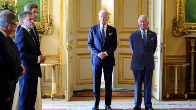 Joe Biden na Eze Charles III