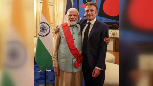 इमैनुएल मैक्रों और पीएम मोदी