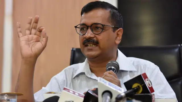 दिल्ली के मुख्यमंत्री अरविंद केजरीवाल