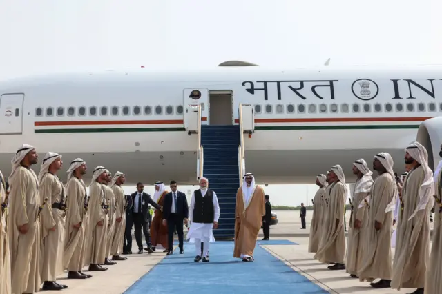 नरेंद्र मोदी