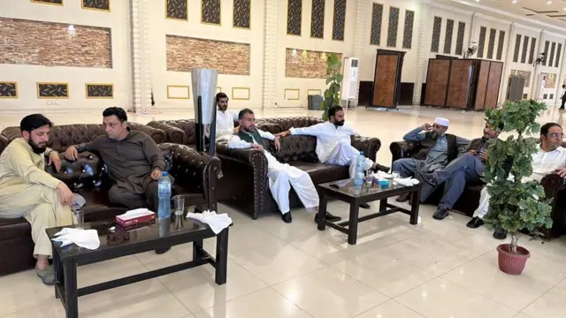 پرویز خٹک