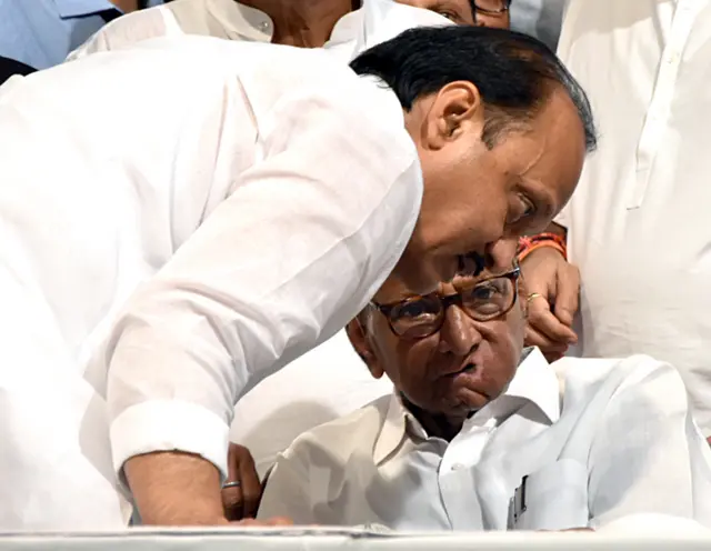 शरद पवार और अजित पवार