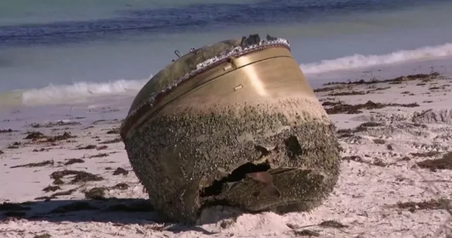 ऑस्ट्रेलिया में समुद्र तट पर दिखी 'रहस्यमयी चीज'