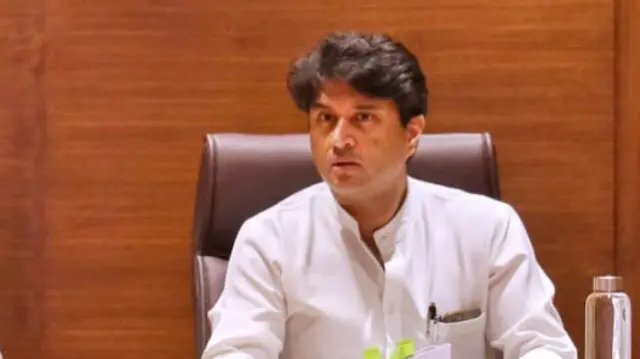 केंद्रीय मंत्री ज्योतिरादित्य सिंधिया