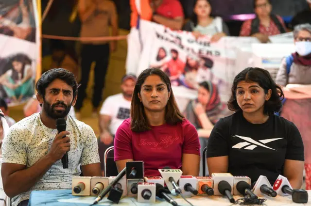 एशियन गेस्म के लिए कुश्ती खिलाड़ियों के सिलेक्शन पर आईओए ने दी सफ़ाई