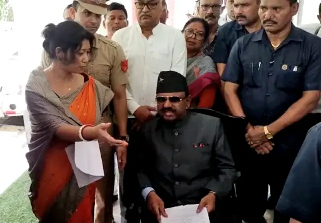 हिंसाग्रस्त इलाकों के दौरे पर राज्यपाल