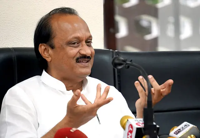 अजीत पवार