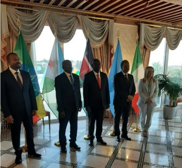 Ra'iisal wasaaraha Talyaaniga iyo Madaxda Bariga Africa