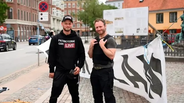 "Wazalendo wa Denmark" huko Copenhagen: Uchomaji wao wa Kurani ulifuata vitendo sawa vya kupinga Uislamu huko Stockholm.