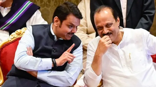 देवेंद्र फडणवीस और अजित पवार