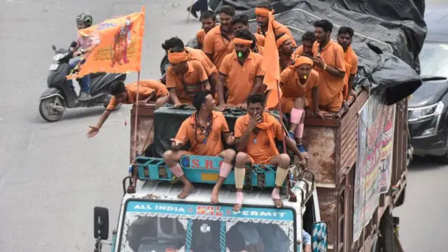 कांवड़ का जत्था