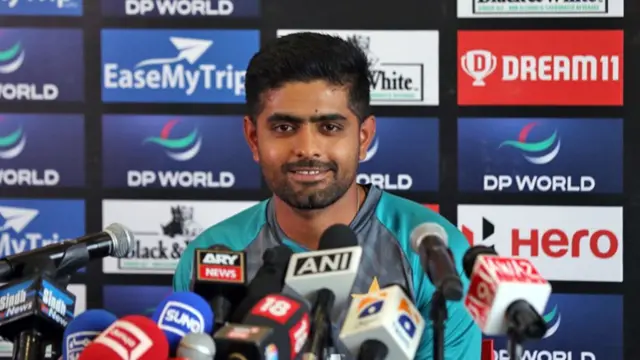 बाबर आज़म