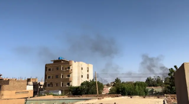 شهر ام‌درمان صحنه درگیری‌هایی بین نیروهای دولت سودان و شبه نظامیان بوده است
