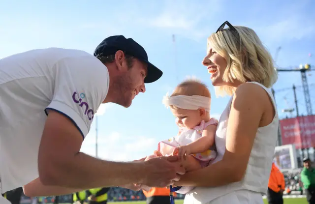 स्टुअर्ट ब्रॉड