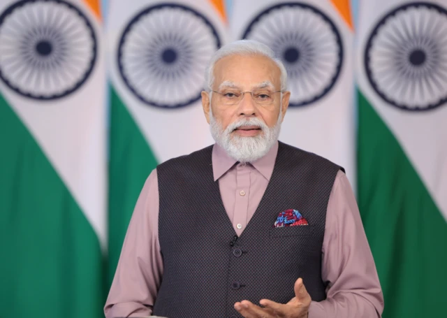 मोदी