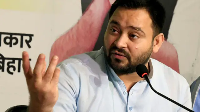 तेजस्वी यादव