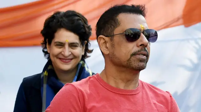रॉबर्ट वाड्रा-प्रियंका गांधी