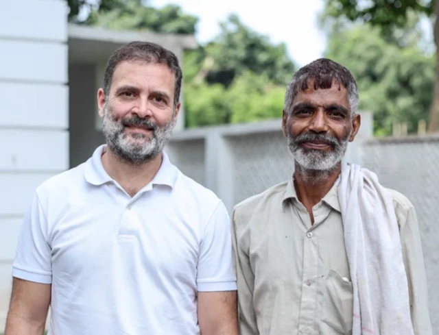 रामेश्वर के साथ राहुल गांधी