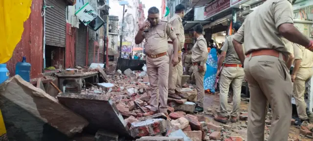 वृंदावन में पांच श्रद्धालुओं की मौत