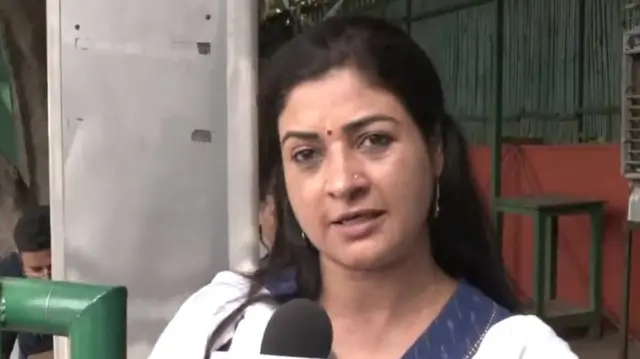 अलका लांबा