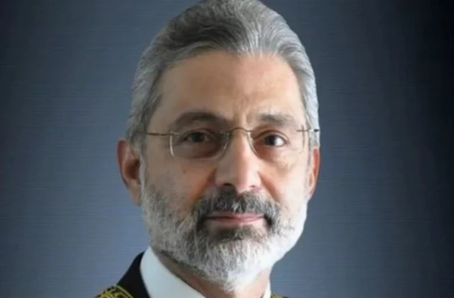 جسٹس قاضی فائز عیسیٰ