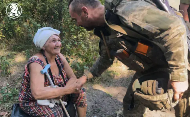 Анна Маляр опубликовала фото с военными, которые, как она заявляет, с боем вошли в Работино