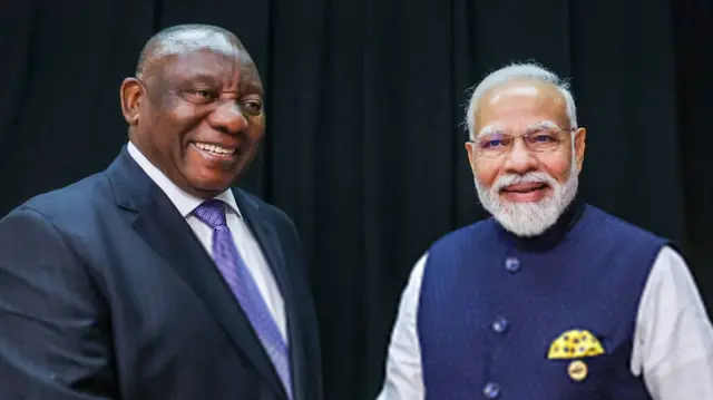 अफ़्रीका के राष्ट्रपति सिरिल रामापोसा के साथ पीएम नरेंद्र मोदी