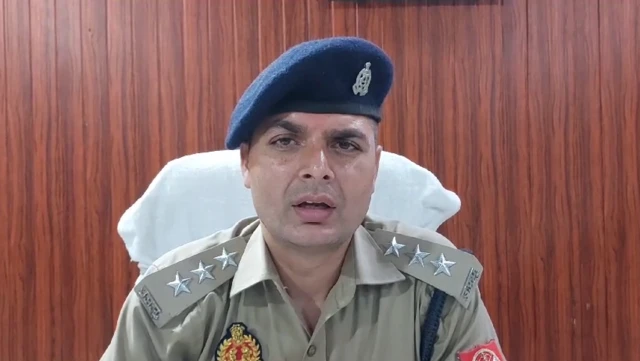 मुजफ़्फ़रनगर वीडियो मामले में पुलिस और पीड़ित बच्चे के पिता का आया बयान
