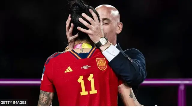 Luis Rubiales na Jenni Hermoso